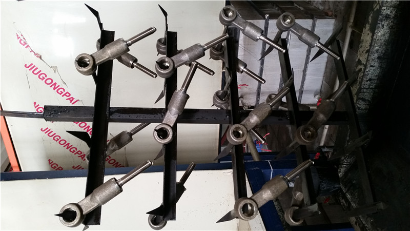 13鑄鐵(tie)件電泳陶(tao)化