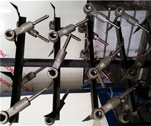 鑄(zhu)鐵件電(dian)泳陶化(hua)